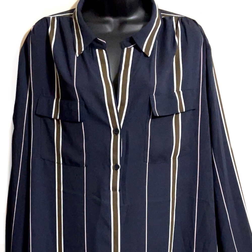 🆕🌸PREMISE STUDIO Striped Top🌸 - Picture 9 of 9